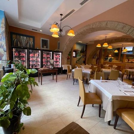 Hotel 99 Cannelle LʼAquila Kültér fotó