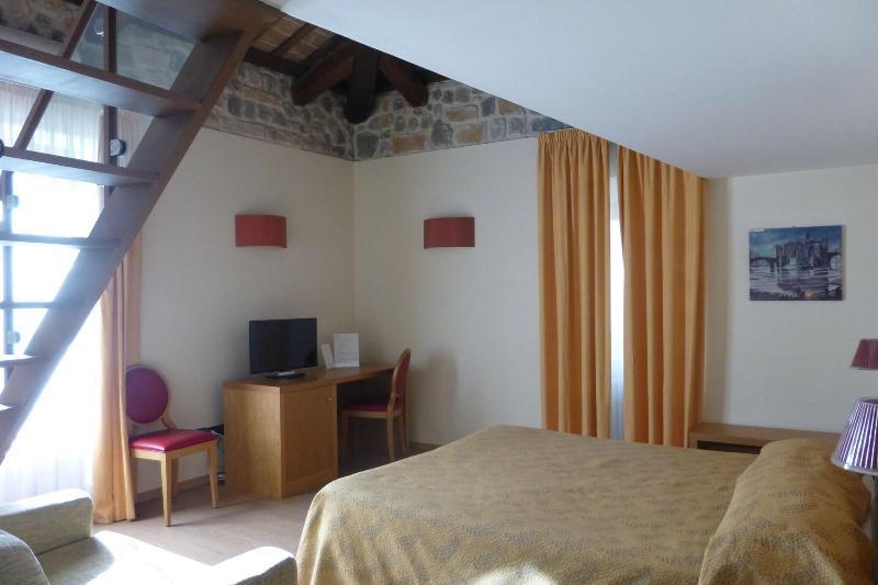 Hotel 99 Cannelle LʼAquila Kültér fotó
