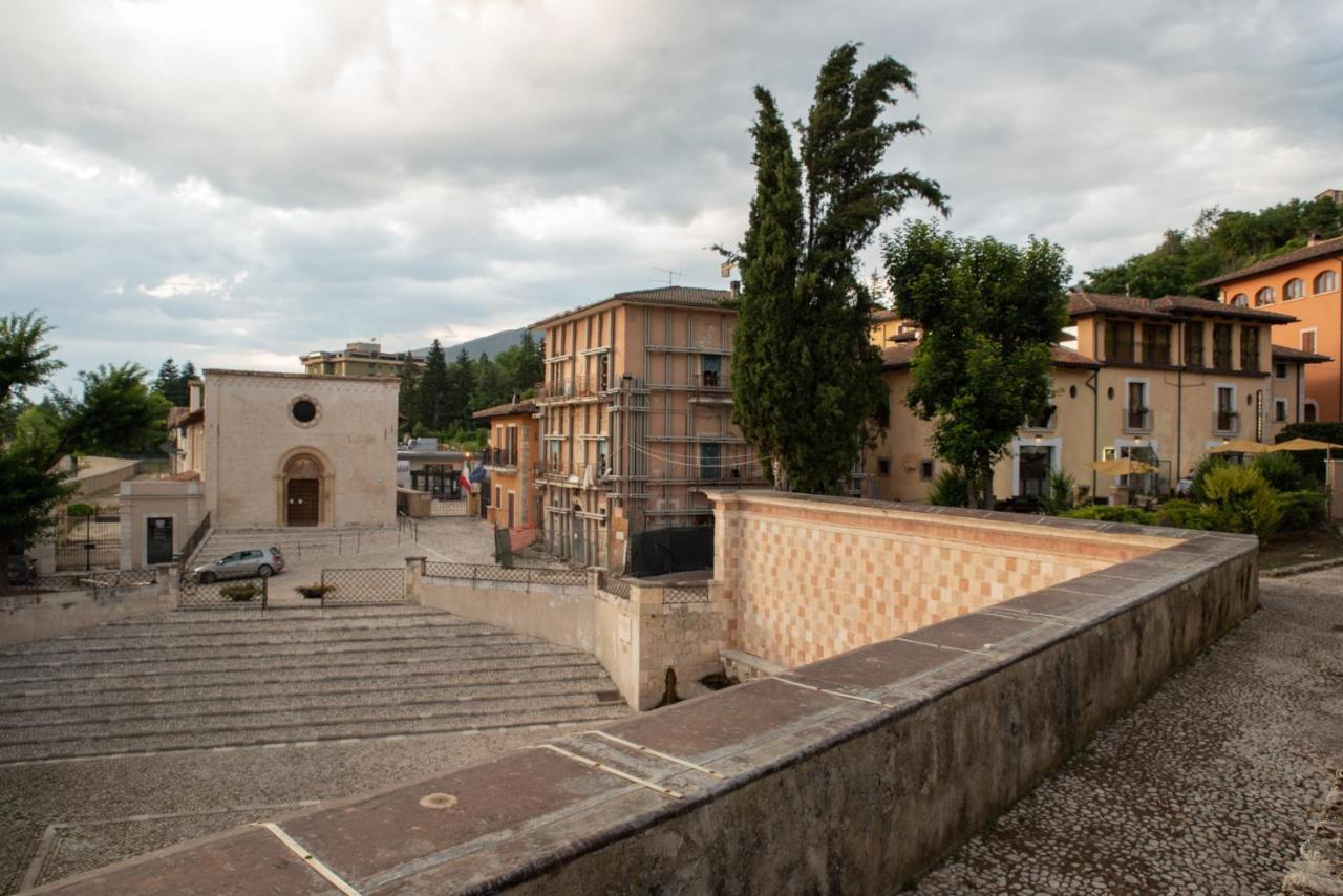 Hotel 99 Cannelle LʼAquila Kültér fotó