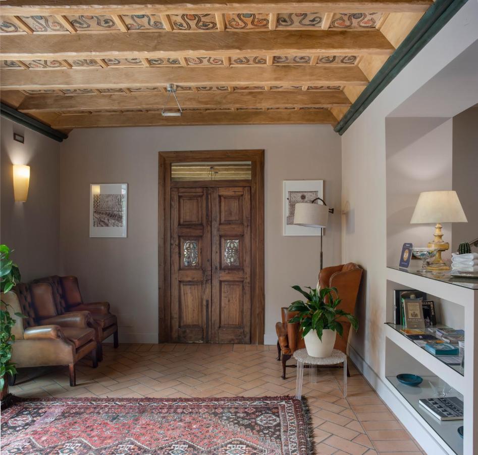 Hotel 99 Cannelle LʼAquila Kültér fotó