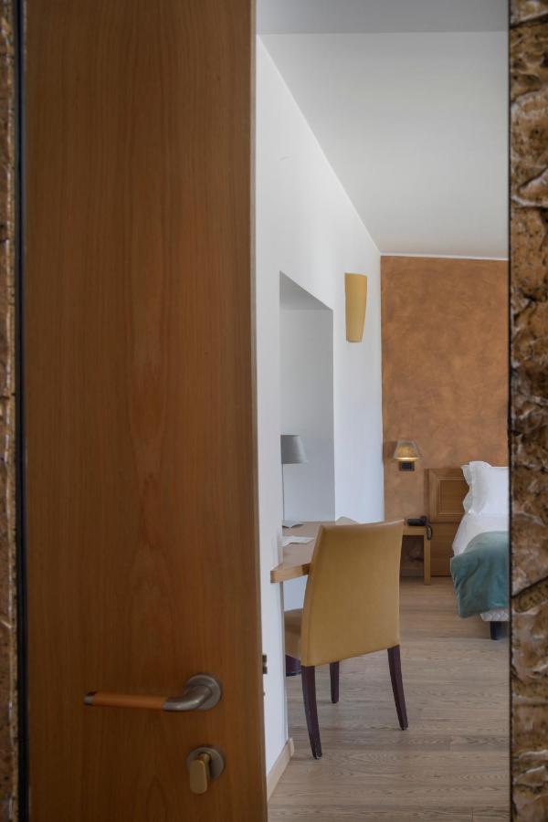 Hotel 99 Cannelle LʼAquila Kültér fotó